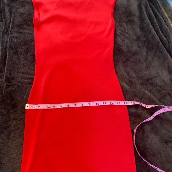 Chic & classic true red Black Label bodycon dress - Picture 9 of 15